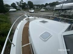 2000 Mainship 430 "Water Colors" photo 9