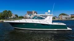 2003 Tiara Yachts 3800 Open photo 3