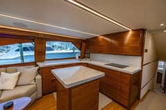 2025 Viking 58 Convertible "Reel Hunter" photo 9