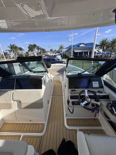 2022 Boston Whaler 280 Vantage DC "Divine Mer-Sea" photo 7
