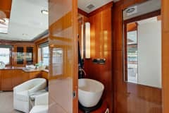 2009 Ocean Alexander 74 Flybridge "SEA GRACE" photo 5