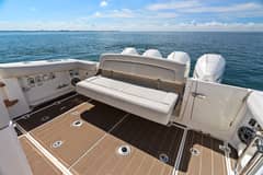 2020 Boston Whaler 380 Realm photo 4