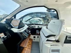 2022 Sea Ray 37 Sundancer 370 OB photo 9