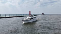 1999 Hatteras 52 Cockpit Motor Yacht "Jubilee" photo 9