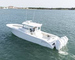 2017 Yellowfin 42 CC photo 1