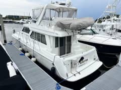 2004 Navigator 4400 photo 1