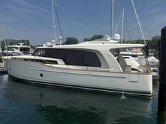 2021 Greenline 40 Hybrid "Nora J" photo 5