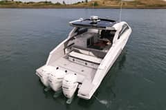 2021 Cruisers Yachts 42 GLS OB "Playbook" photo 5