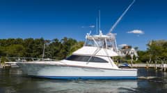 2022 Viking 48 Convertible photo 3