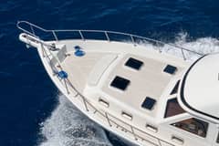 1999 Offshore Yachts 48 Sedan "5 O'clock Somewhere" photo 6