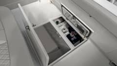 2025 Jupiter 30 HFS photo 8