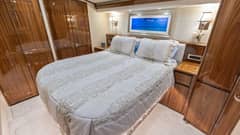 2018 Viking 62 Enclosed Bridge "Joan's Boys" photo 4