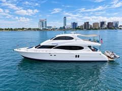 2002 Lazzara Yachts 80 Skylounge "Bamboozled Again" photo 5