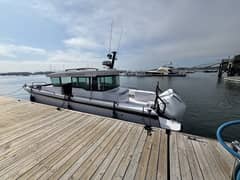 2024 Axopar 37XC Cross Cabin "Clapboard Runner" photo 8