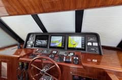 2014 Hampton 760 Sky Lounge Motor Yachts "TIGER LILLI" photo 5