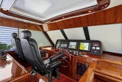 2014 Hampton 760 Sky Lounge Motor Yachts "TIGER LILLI" photo 4