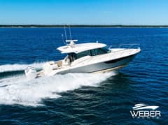 2026 Tiara Yachts photo 4