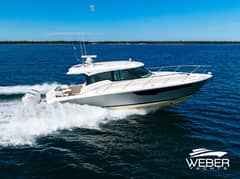 2026 Tiara Yachts photo 3