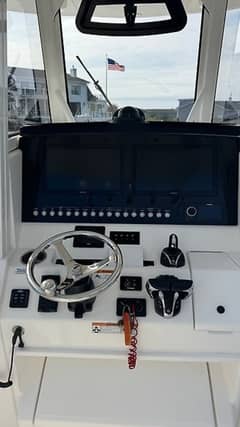 2021 Regulator 31 "Hooked" photo 6