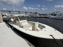 2021 Scout 305 LXF photo 3