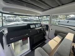2025 Axopar 37 XC Cross Cabin photo 8