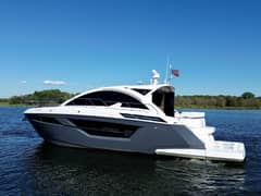 2023 Cruisers Yachts 50 Cantius photo 3