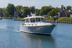 2021 Sabre 48 Salon Express "Miss Maggie" photo 1