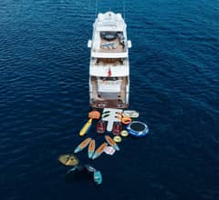 2012 Trinity Yachts Tri-Deck "Champagne Seas" photo 7