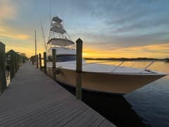 2002 Viking 52 Convertible photo 3