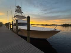 2002 Viking 52 Convertible photo 4