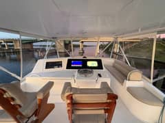 2002 Viking 52 Convertible photo 6