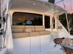 2002 Viking 52 Convertible photo 8