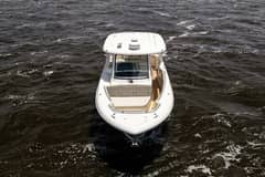 2021 Boston Whaler Realm photo 4