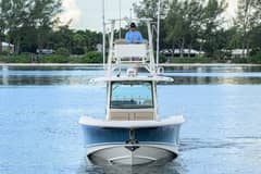 2018 Boston Whaler 380 Outrage photo 7