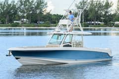 2018 Boston Whaler 380 Outrage photo 8