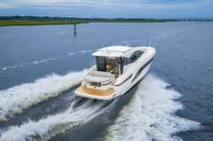 2022 Bavaria SR 41 Coupe photo 9
