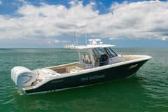 2021 Pursuit S 378 Sport photo 2