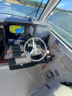 2023 Pursuit OS 325 Offshore "Bluebird Skies" photo 8