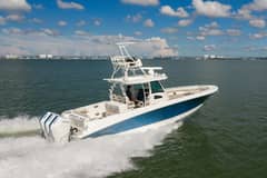 2017 Boston Whaler 370 Outrage photo 8