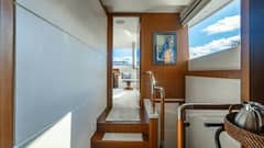 2020 Ocean Alexander Sky Lounge "BELLA LISA" photo 8