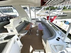 2007 Cruisers Yachts 455  Express Motoryacht photo 9