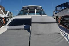 2007 Cruisers Yachts 455  Express Motoryacht photo 4