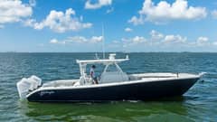 2014 Yellowfin 39 Center Console photo 1