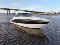 2016 Cruisers Yachts photo 3