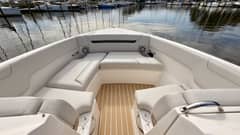 2026 Tiara Yachts 34 LX photo 5