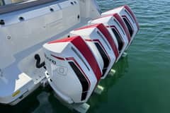 2021 Boston Whaler 420 Outrage "Da Wetta Da Betta" photo 5