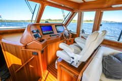 2022 Sabre 48 Salon Express photo 4