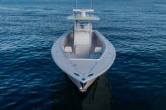 2006 Jupiter 38 FS "CRAZY GIRL" photo 2