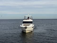 2015 Prestige 550 photo 4
