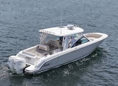 2016 Boston Whaler 320 Vantage photo 4